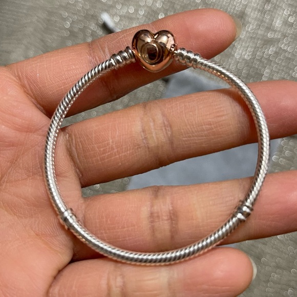 Like New Pandora Moments 14K Rose Gold Plated Heart Clasp Snake Chain Bracelet - Picture 6 of 10